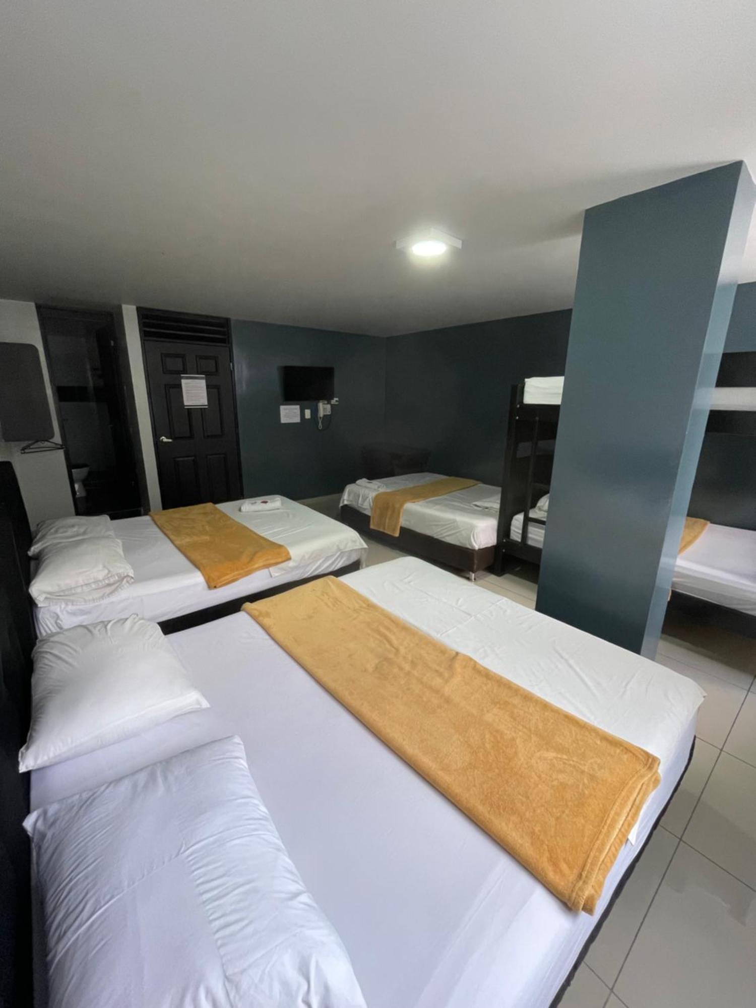 Hotel Escorial Ibagué Екстериор снимка